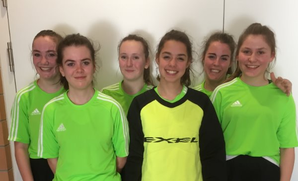 Zweifacher Regionalmeister an den Schulunihockey-Meisterschaften