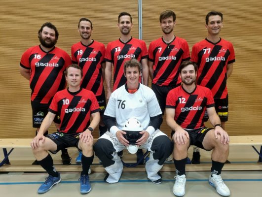 Zweite Runde, zwei Siege – und Suuser zum Schluss Zweite Runde, zwei Siege – und Suuser zum Schluss