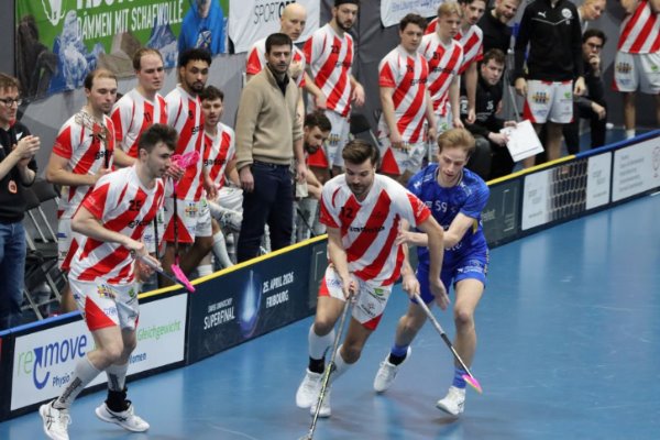 Pfanni gelingt mit einem überraschenden 4:2-Auswärtssieg der Playoff-Auftakt