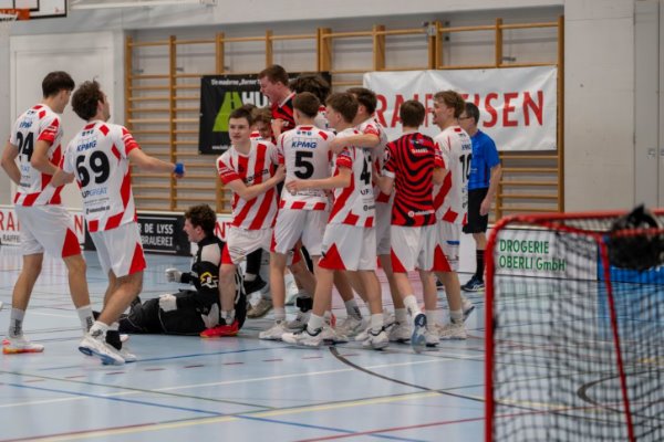 Die U21-Junioren nach denkwürdigem Abend in den Aufstiegsspielen