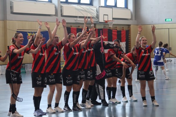 Erfolgreicher Saisonstart – 4 Punkte für die Damen 1