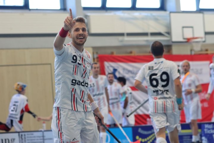 Pfanni mit starker Leistung gegen den zwei Ligen höher spielenden LC Rapperswil-Jona