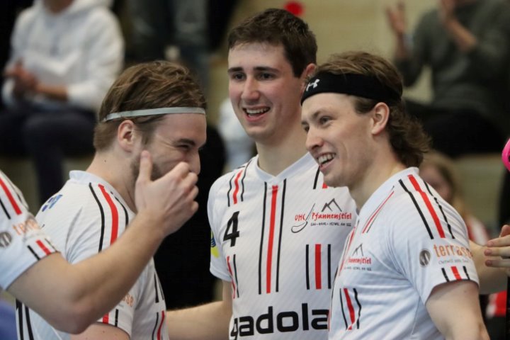 Knappe Niederlage zum Playoffstart
