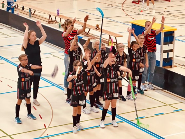 Erste Meisterschaftsrunde der D-Juniorinnen Erste Meisterschaftsrunde der D-Juniorinnen