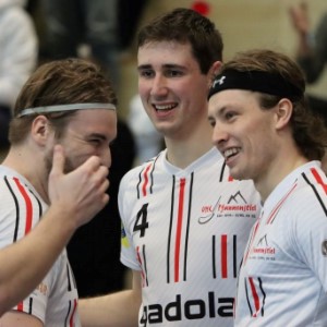 Herren 2: 1. Auf-/Abstiegsspiel 3GF/2GF: UHC Pfannenstiel - Alligator Malans