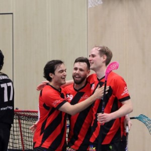 Herren 1: 21.Meisterschaftsrunde NLB: UHC Pfannenstiel – Floorball Fribhourg (8:3)