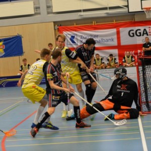 Herren 1: 2.Meisterschaftsrunde 1GF: UHC Pfanni – Jona-Uznach Flames (4:7)