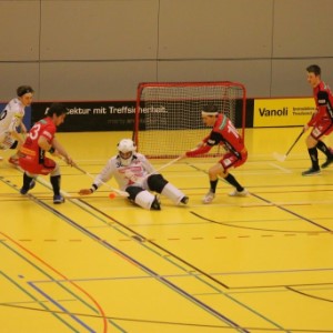 Herren 1: 15.Meisterschaftsrunde 1GF: Vipers InnerSchwyz – UHC Pfanni (5:3)